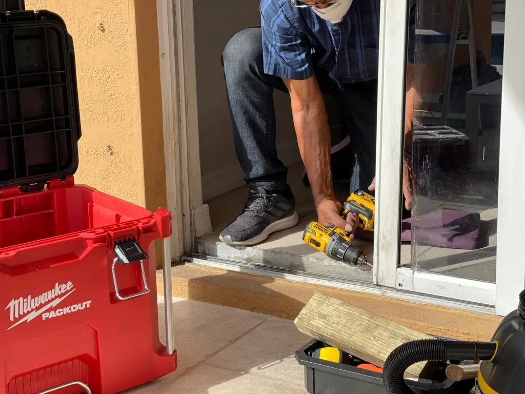 sliding door repair in miami