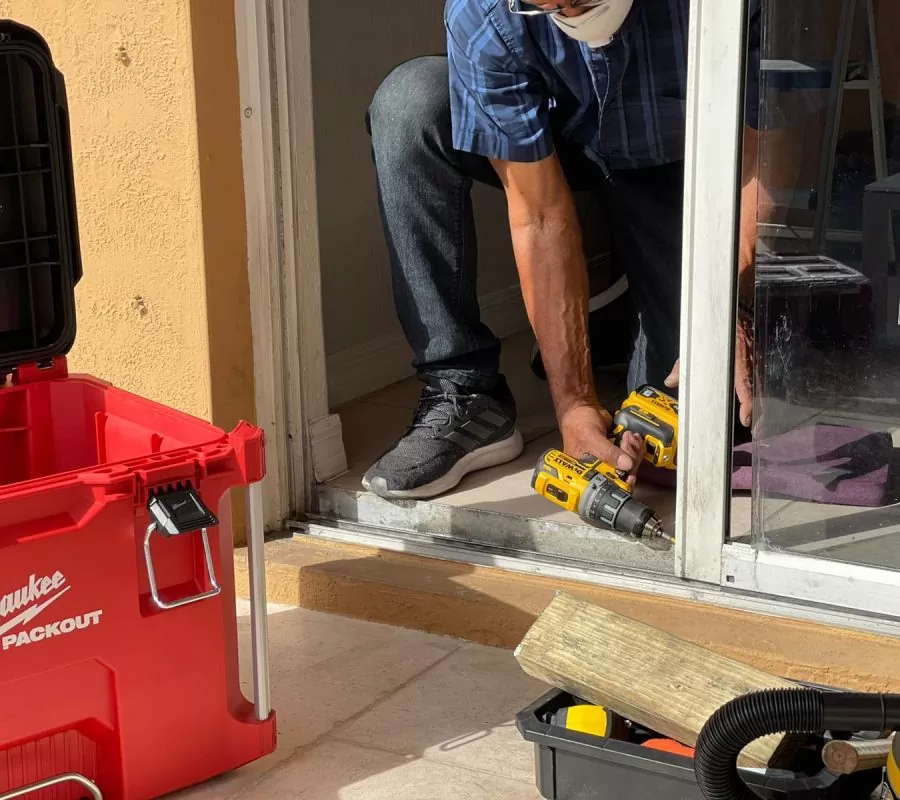 sliding door repair in miami